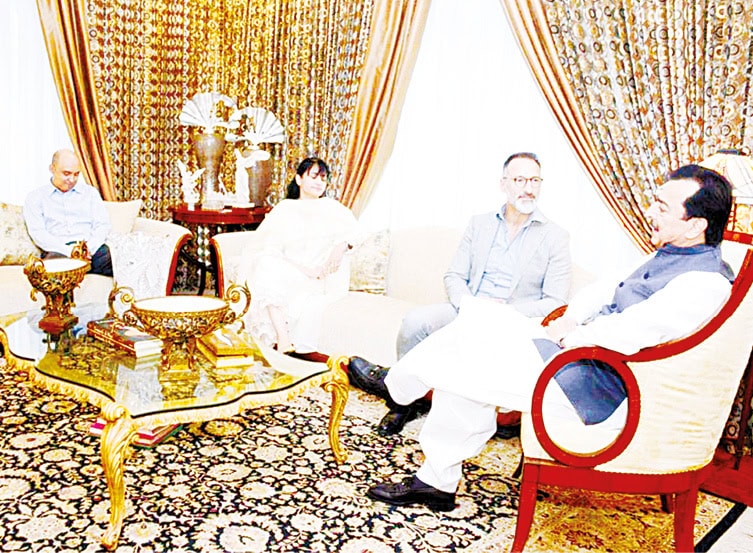 Gilani Reaffirms Pakistans Commitment To Stronger Us Ties