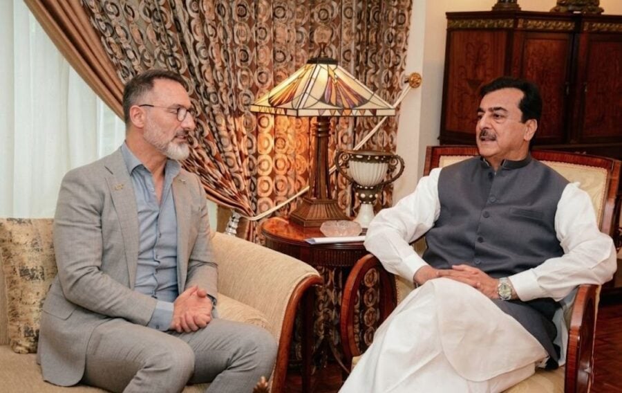 Gillani Us Consul General Hold Talks On Trade Investment It And Regional Issues