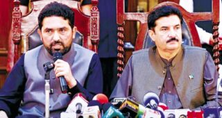 Kp Governor Cm Join Hands In Demanding Provincial Rights