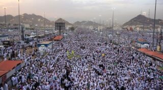 Over 1 8 Million Pilgrims Arrive In Makkah As Annual Hajj Rituals Begin