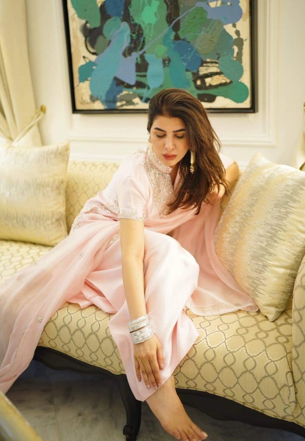 Pakistani Showbiz Stars Light Up Eid Ul Azha Celebrations With Style And Elegance 