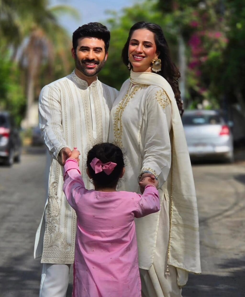 Pakistani Showbiz Stars Light Up Eid Ul Azha Celebrations With Style And Elegance 