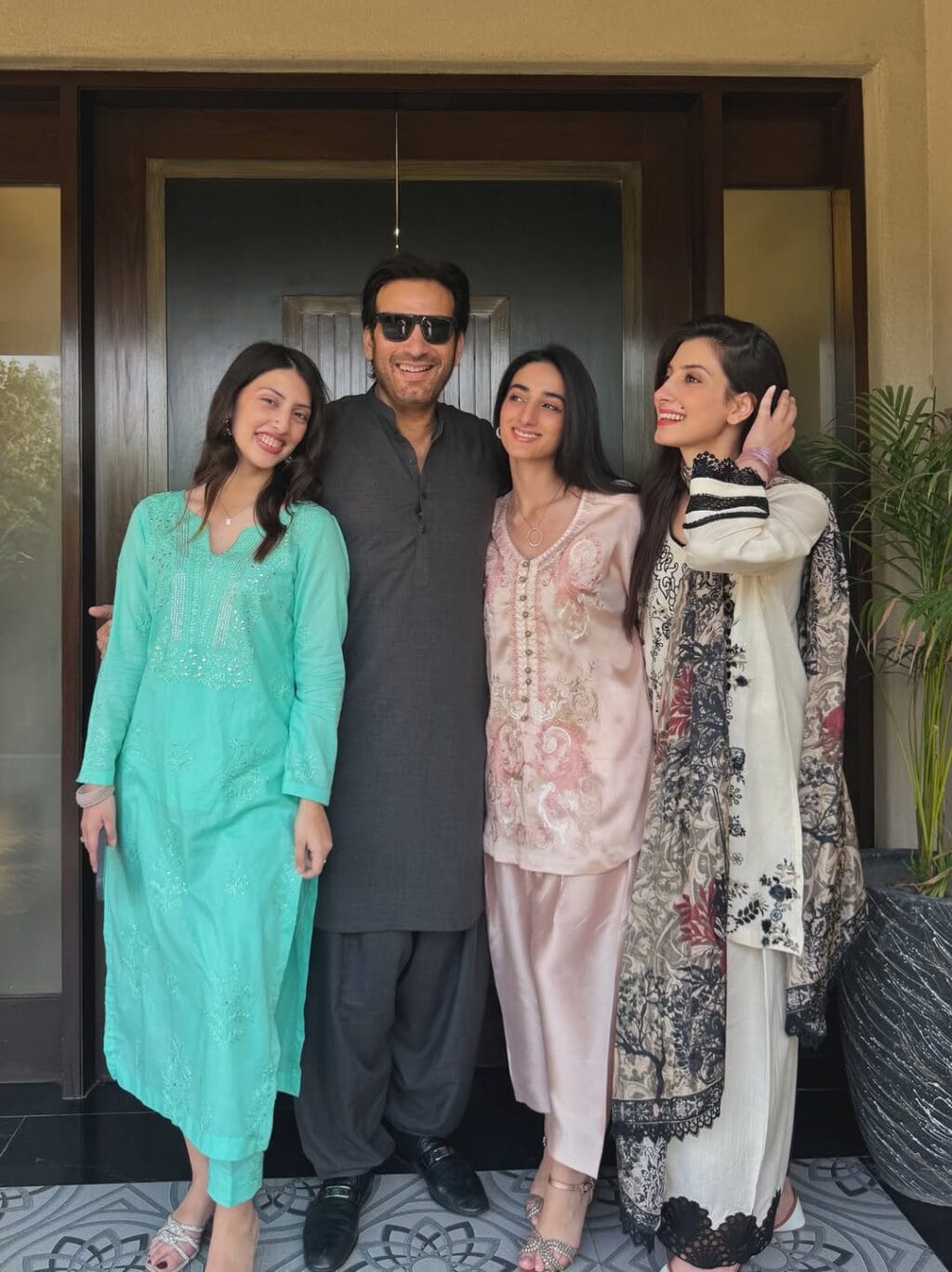 Pakistani Showbiz Stars Light Up Eid Ul Azha Celebrations With Style And Elegance 