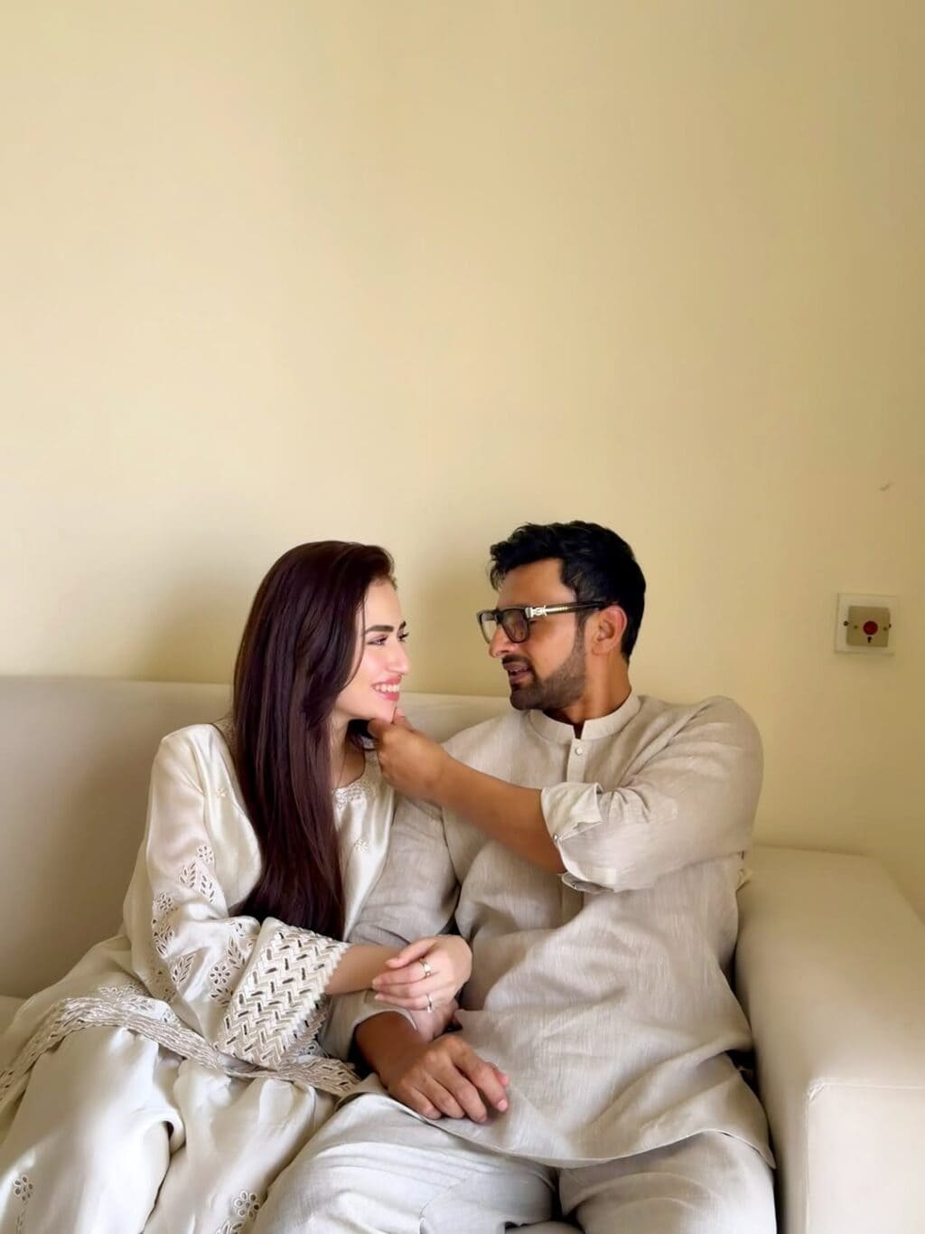 Pakistani Showbiz Stars Light Up Eid Ul Azha Celebrations With Style And Elegance 