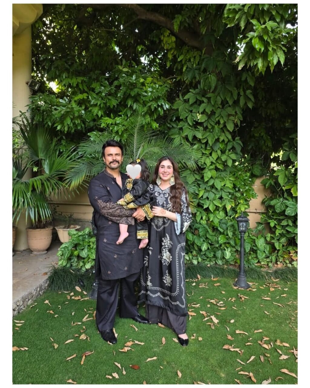 Pakistani Showbiz Stars Light Up Eid Ul Azha Celebrations With Style And Elegance 
