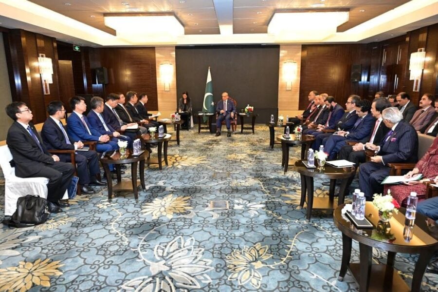 Pm Shehbaz Reaffirms Commitment To Deepen Economic Ties With China Under Cpec 2 0