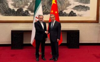 Wang Yi Meets Araghchi Calls For De Escalation Hormuz Reopening