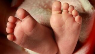 Woman Allegedly Delivers Baby In Jinnah Hospitals Washroom Due To Staff Negligence