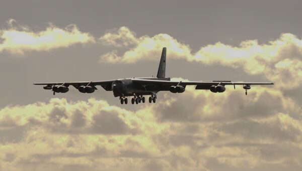 Eight Killed As Us Nuclear Capable B 52 Bomber Crashes In California