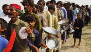 Federal Govt Sets Poverty Line At Rs8483 Monthly Income