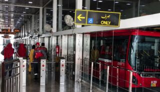 Metro Bus Service To Remain Suspended In Islamabad On Tuesday Amid Iranian Presidents Visit