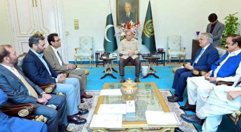 Pm Agrees To Rs25bn Development Package For Karachi Hyderabad