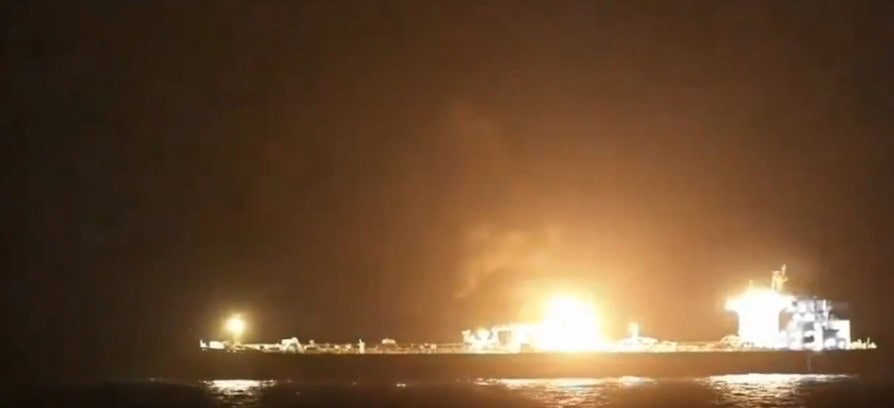 Houthis Attack Two Saudi Oil Tankers Irgc Says Strait Of Hormuz Completely Sealed Amid Us Strikes