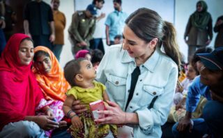 I Feel At Home Here Us Envoy Loves Pakistans Generosity Unbreakable Spirit
