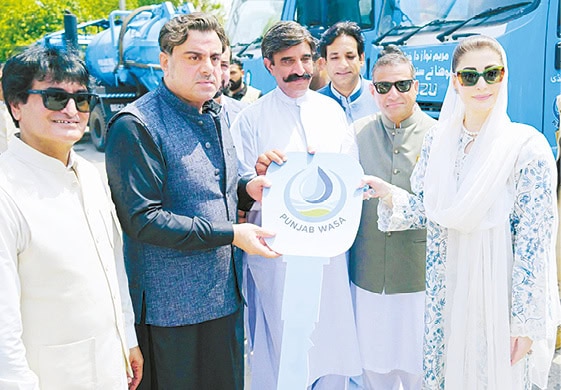 Maryam Hands Over Symbolic Keys Of Sewerage Machinery To Wasa Officials