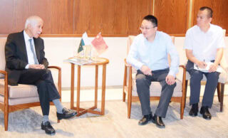Pakistan China Investment Talks Focus On Infrastructure And Connectivity