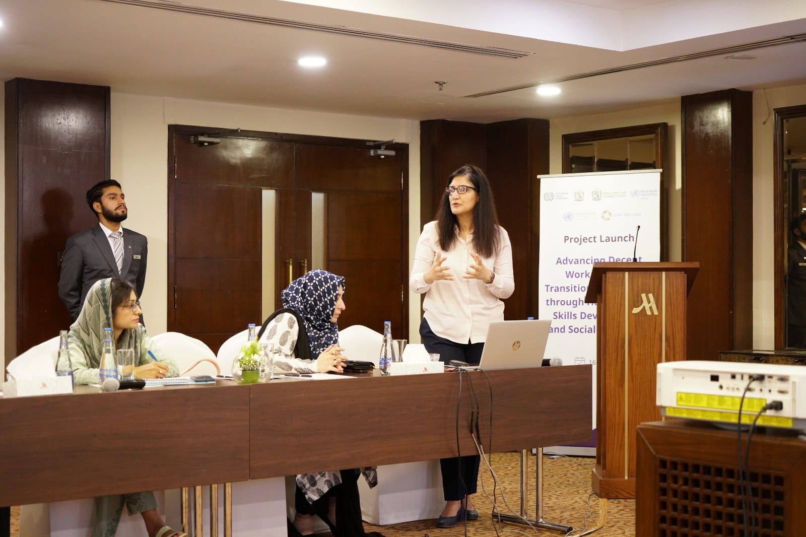 Pakistan Ilo And Who To Support 20000 Health Workers And Create Decent Jobs In The Sector 