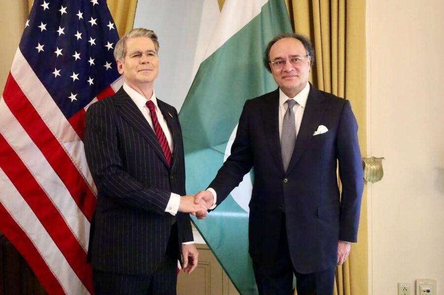 Pakistan Seeks 10 Billion Support From Us To Strengthen Forex Reserves