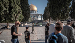 Pakistan Seven Other Muslim Nations Condemn Israeli Actions At Al Aqsa Mosque