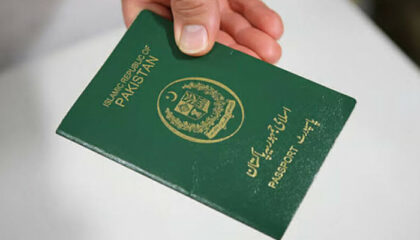 Pakistan To Issue Only E Passports To Citizens In Uae From July 20