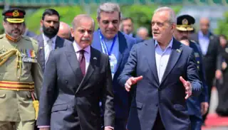 Pm Shehbaz Calls Iranian President Pezeshkian As Middle East Tensions Reach Critical Point