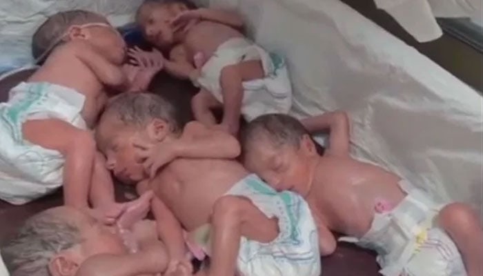 Quetta Woman Gives Birth To Quintuplets Mother Babies In Stable Condition