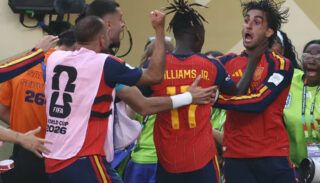 Spain Edge Argentina 1 0 After Extra Time To Lift Fifa World Cup Title