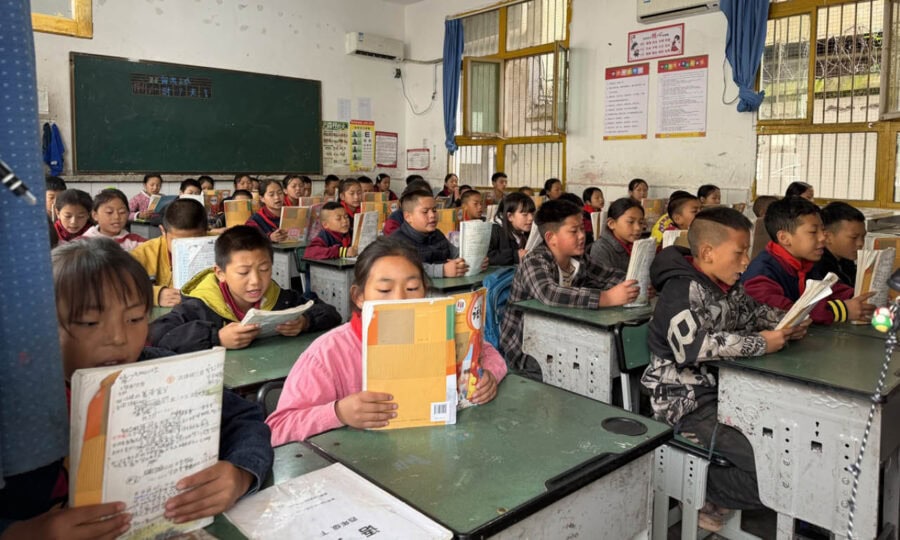 Story Of A Yi Ethnic Girl Shows How Resettlement Programs Empower Education In Sw Chinas Daliang Mountains