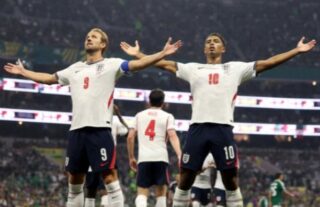 Ten Man England Edge Mexico To Qualify For Fifa World Cup Quarter Finals