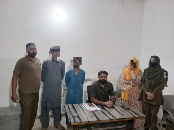 Three Arrested In Lahore For Honey Trap Robbery Gang Using Online Apps