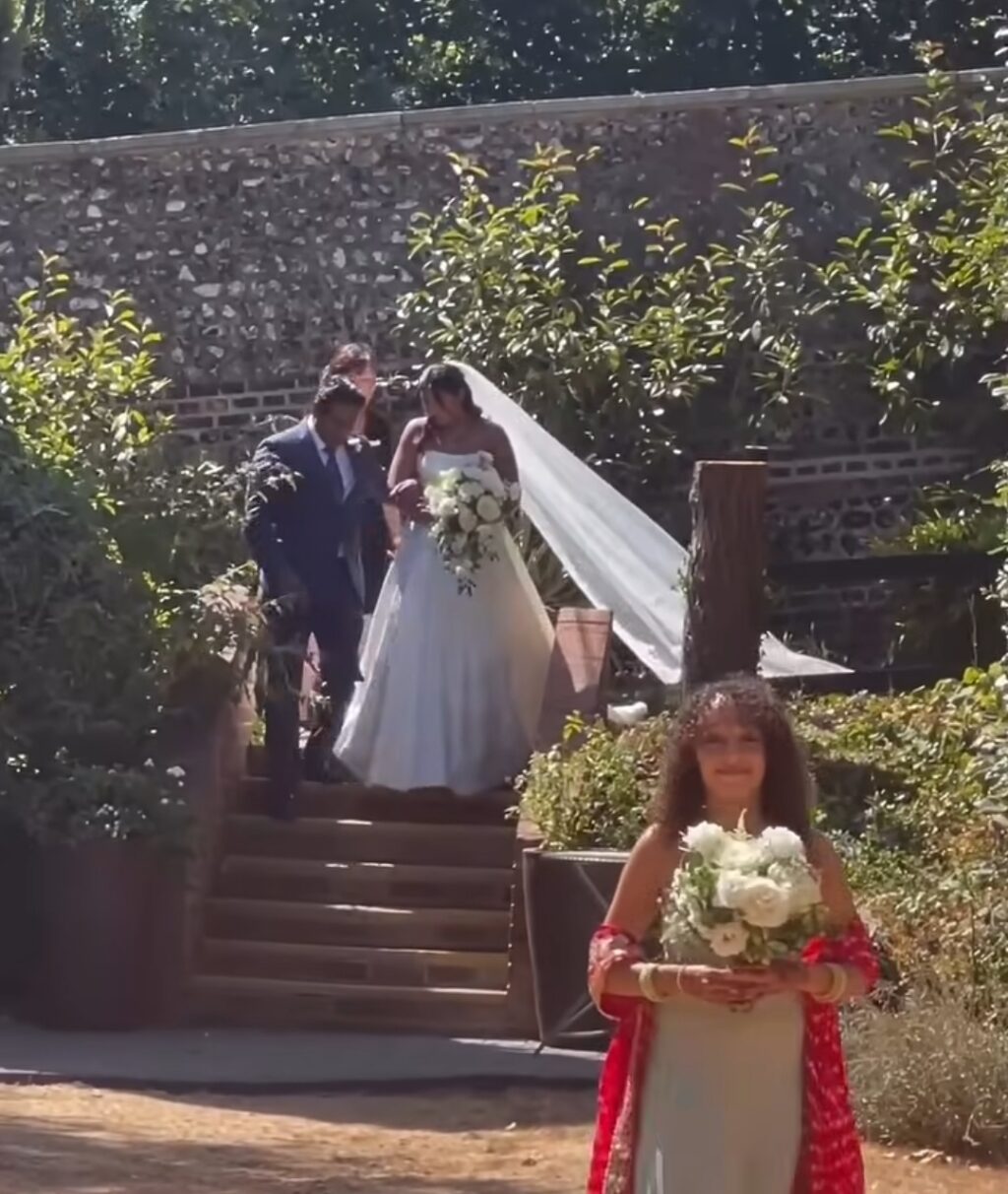 Aaqib Javeds Daughter Aqbas Wedding Photoshoot Goes Viral 