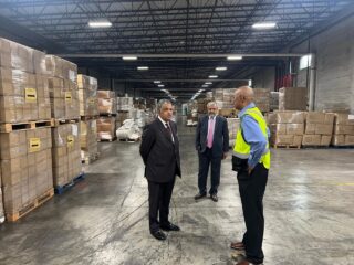 Ambassador Rizwan Saeed Sheikh Visits Calderon Textiles To Promote Pakistan Us Trade Cooperation