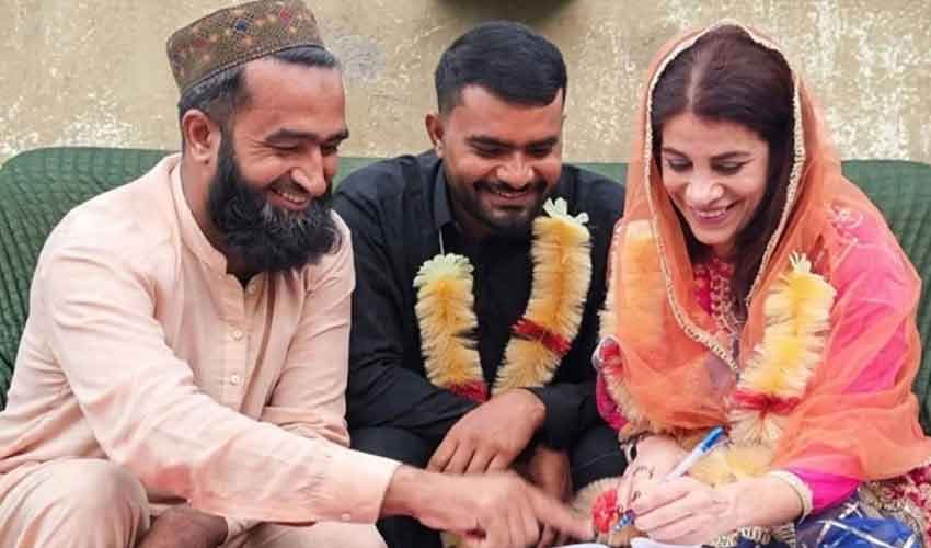 American woman embraces Islam, marries Pakistani man in Khewra
