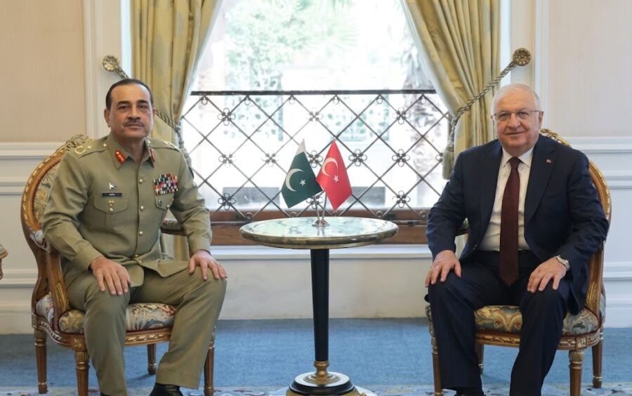 Field Marshal Asim Munir Meets Turkeys Defence Chief Ahead Of Historic Makkah Alliance Meeting