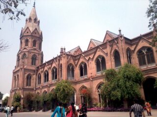 Gcu Lahore Goes Completely Paperless Digital System