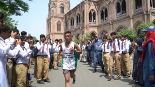 Gcu Student Begins 1100km Run From Lahore To Skardu