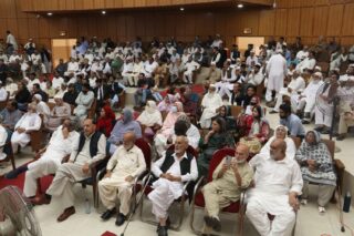 Kuch Dekha Kuch Suna Ilyas Lodhis Autobiography Launched With Literary Fanfare 