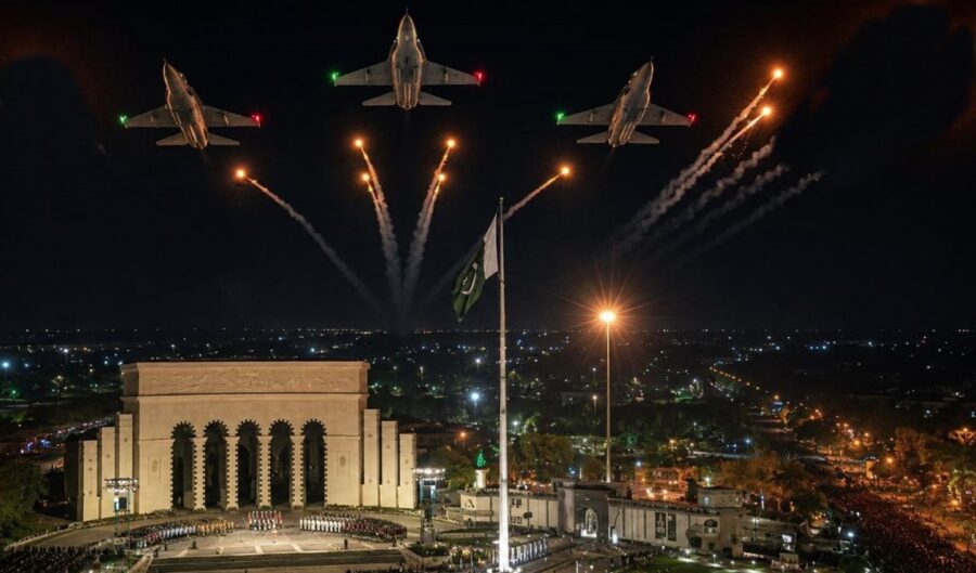 Paf Eagles Roar Over Islamabad Skies In Thunderous Yadgar E Fatah Flypast