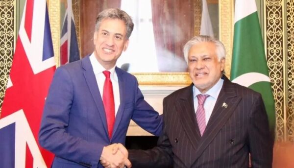 Pakistan Uk Agree To Expand Cooperation Across All Sectors