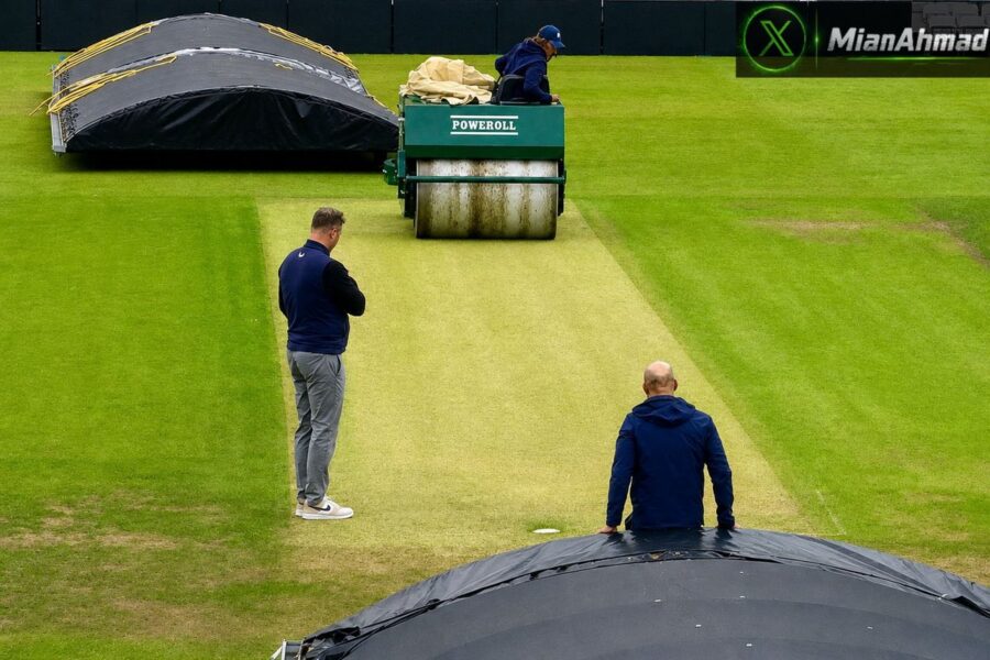 Pakistan Weigh Four Pacer Attack For First England Test