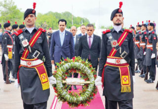 Saifuddin Nasution Pays Tribute At Martyrs Memorial