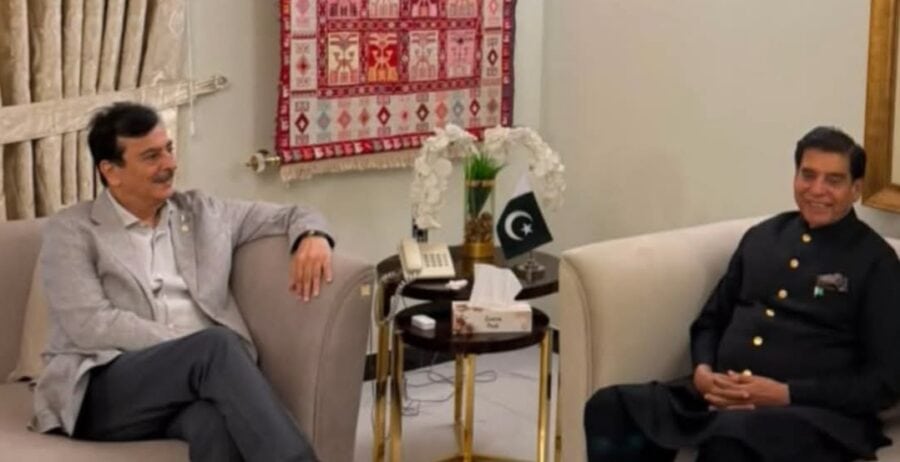 Senate Chairman Gilani Raja Pervaiz Ashraf Discuss Political Situation