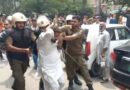 Watch Video Police Allegedly Assault Private Tv Journalists During Lawyers Protest In Lahore