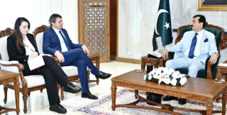 Gilani Calls For Deeper Pakistan Italy Economic Cooperation