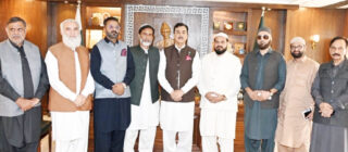 Gilani Meets Custodians Sajjadah Nashins Of Various Sufi Shrines