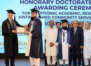 Maulana Tariq Jamil Honored With Doctorate For Religious Welfare Services