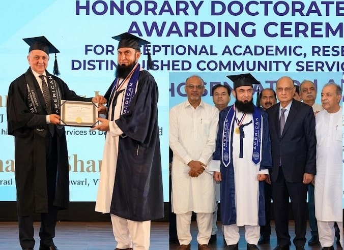 Maulana Tariq Jamil Honored With Doctorate For Religious Welfare Services