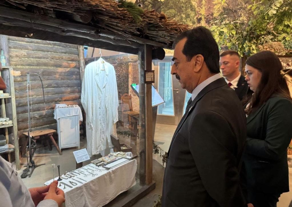 Pakistan Belarus Eye Breakthrough Cooperation In Healthcare Ai And Robotic Surgery 