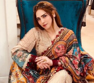 Parii Paro Brings Stage Performances To Tiktok
