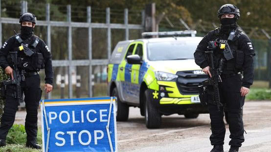 Raf Fairford Bomb Scare Five Suspects Are Uk Nationals Police Say